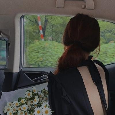 顶流女星言论翻车，评论区彻底沦陷，短时间内持续发酵